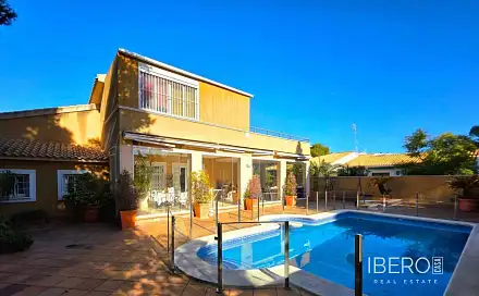 Prodej domu 179 m² s pozemkem 179 m², Orihuela Costa, Španělsko