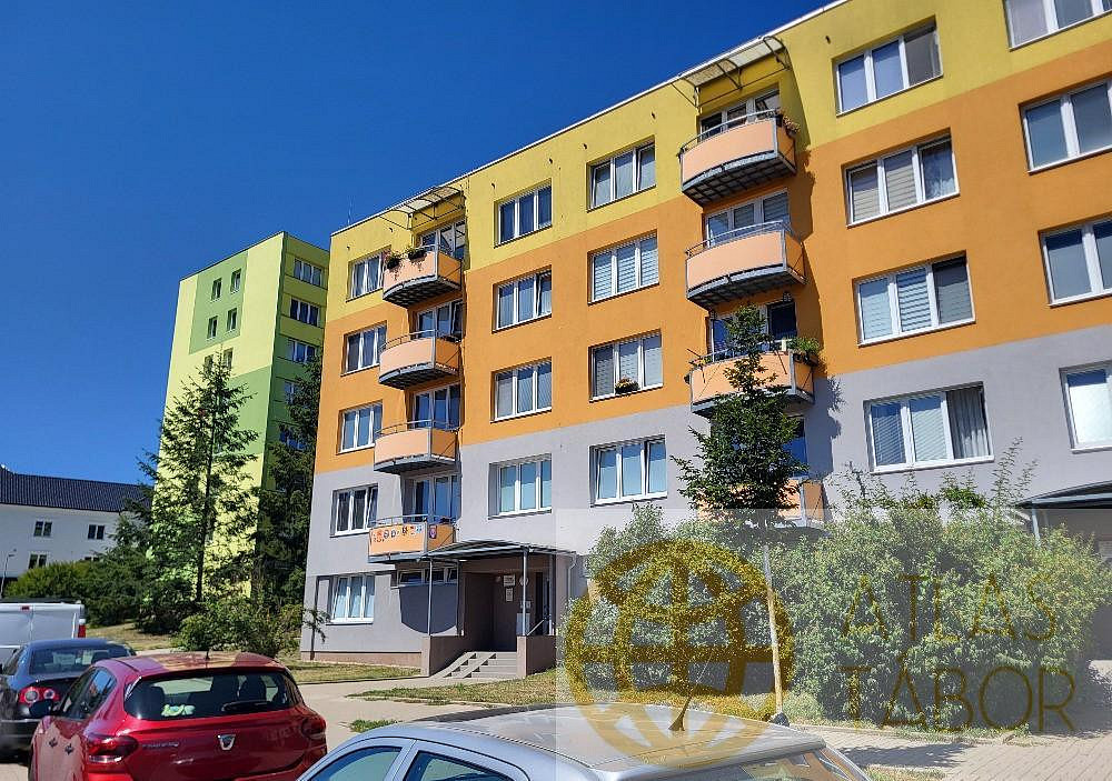 Prodej bytu 2+1, 64,6 m² Pražské sídliště, Tábor