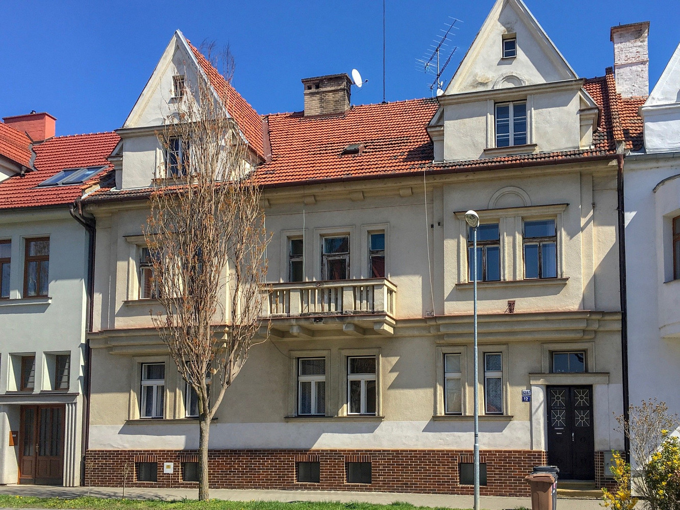 Prodej domu 1 046 m² s pozemkem 3 200 m² – fotografie 2