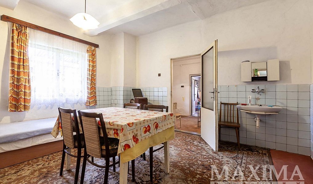 Prodej domu 196 m² s pozemkem 2 229 m², Běchary – náhled fotky 17