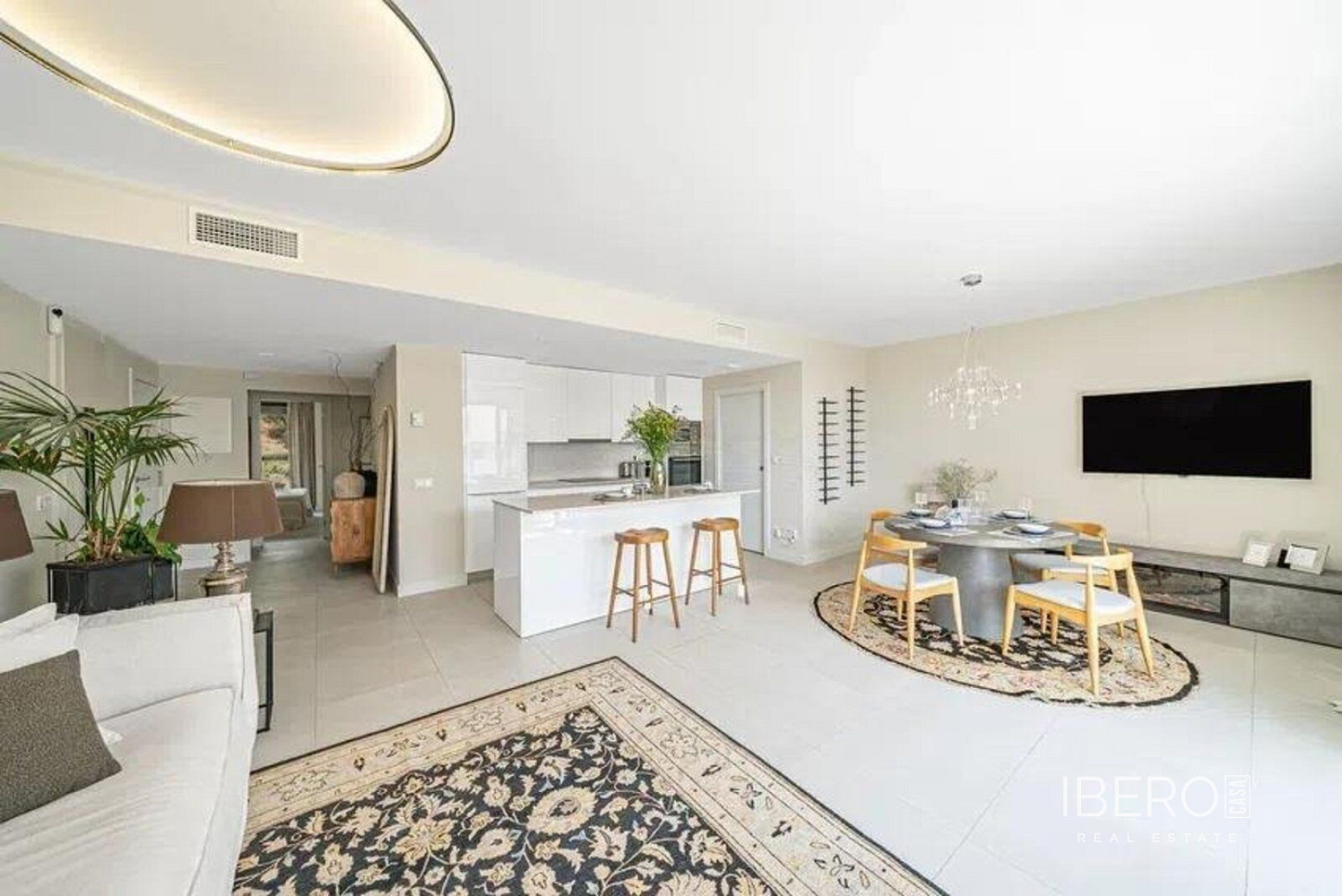 Piso 4+kk – Estepona, Barriada Islas Canarias - Vista 2