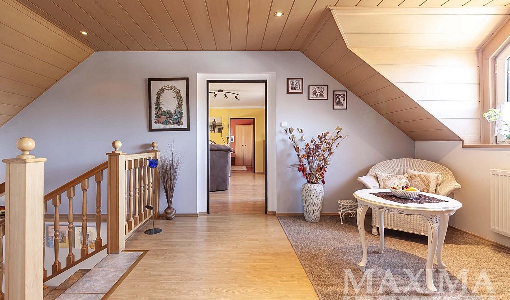 Prodej domu 245 m² s pozemkem 773 m², Ejpovice – náhled fotky 17