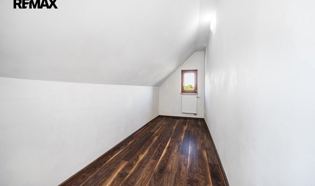 Prodej domu 210 m² s pozemkem 1 140 m², Praha – náhled fotky 15