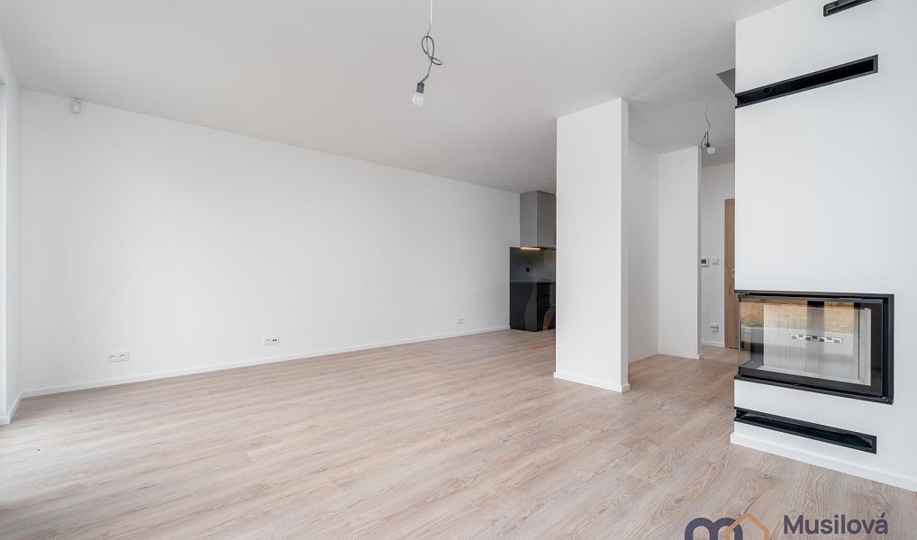Pronájem domu 92 m² s pozemkem 384 m², Újezdeček – náhled fotky 4