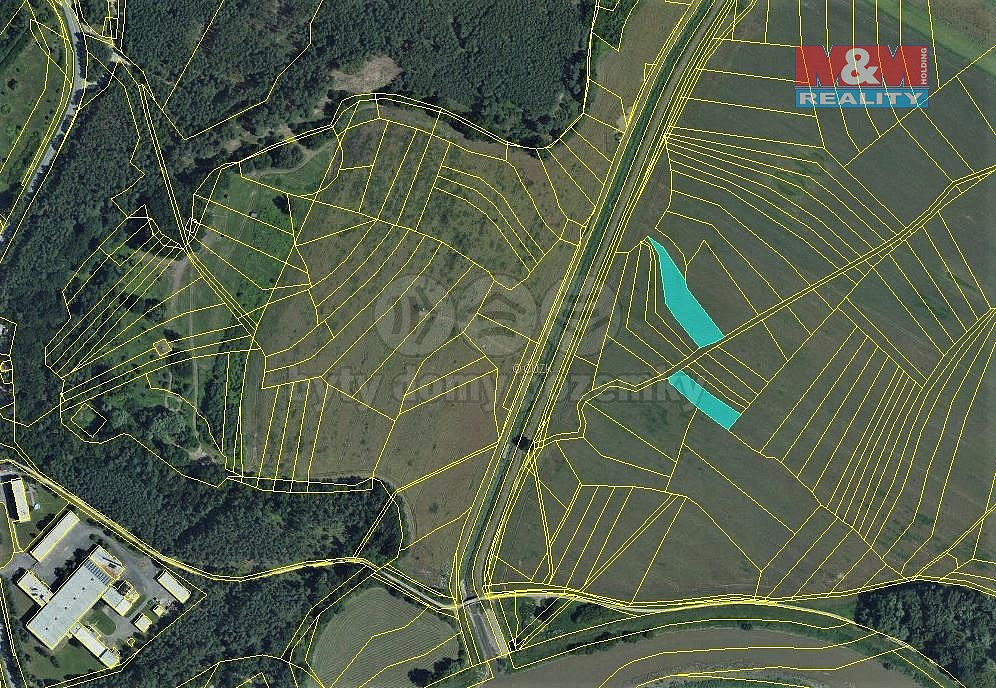 Prodej pole 4 305 m²