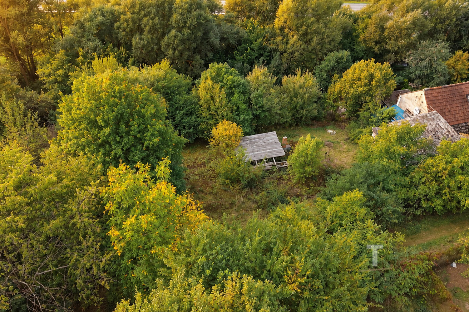 Prodej stavebního pozemku 858 m² – fotografie 2