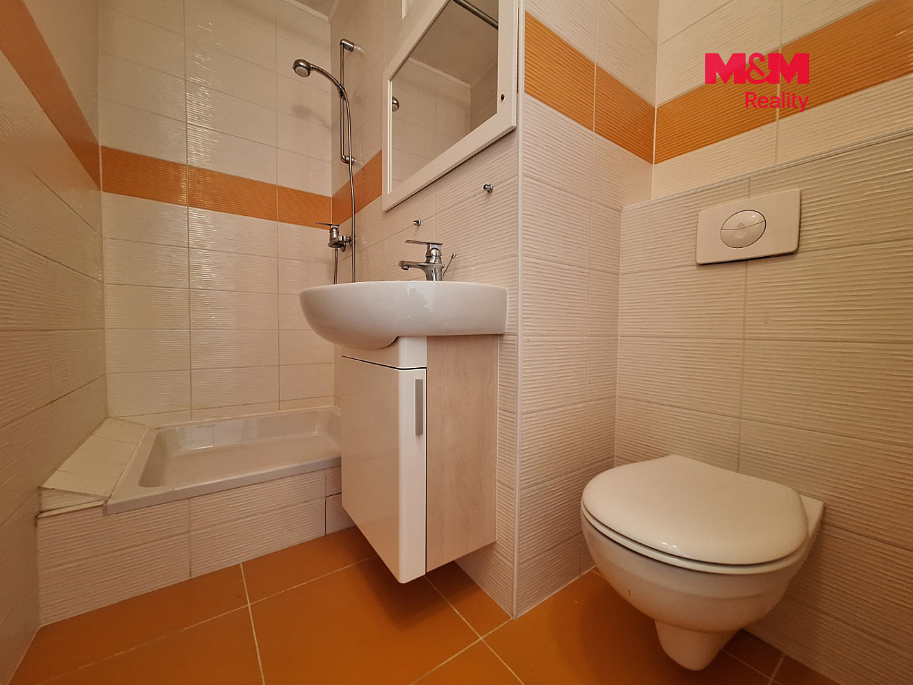 Pronájem bytu 1+kk 30 m² – fotografie 2