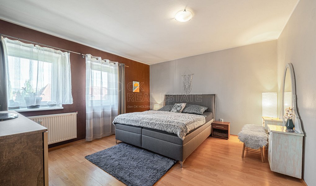 Prodej bytu 3+1 89 m², Ostrov – náhled fotky 7