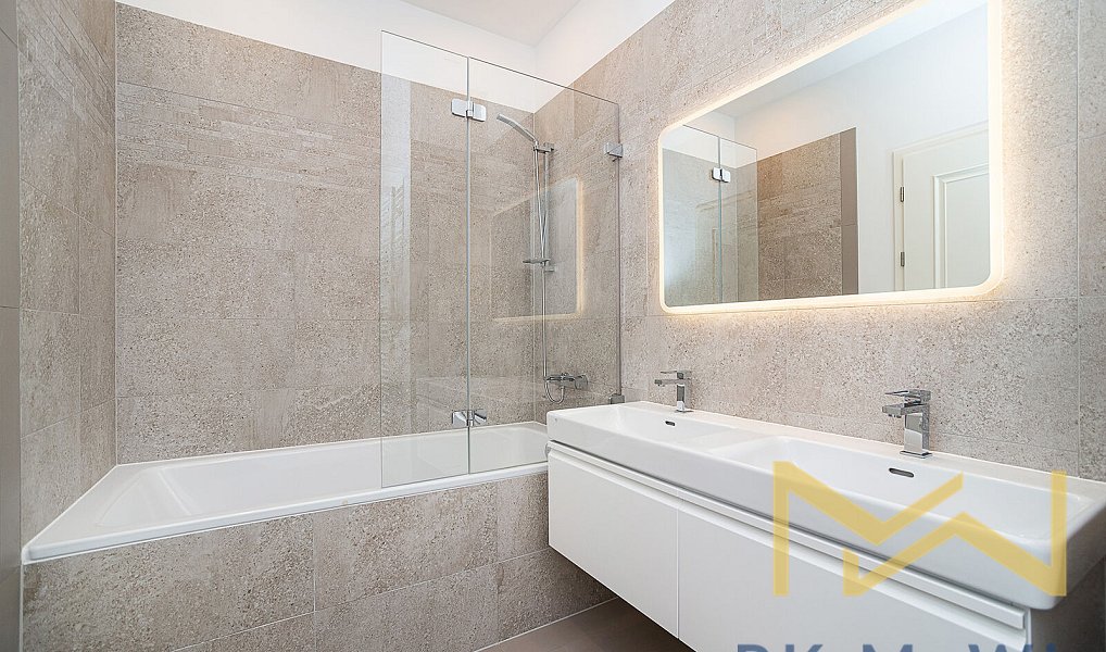 Pronájem bytu 3+kk 100 m², Praha – náhled fotky 3