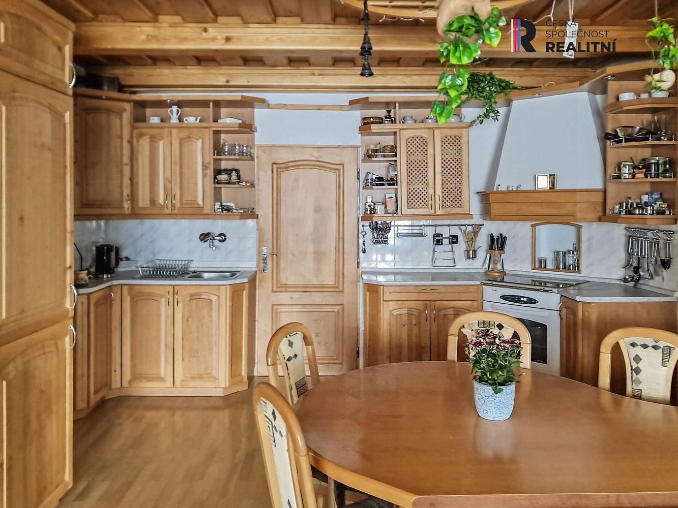 Prodej domu 176 m² s pozemkem 985 m² – fotografie 5