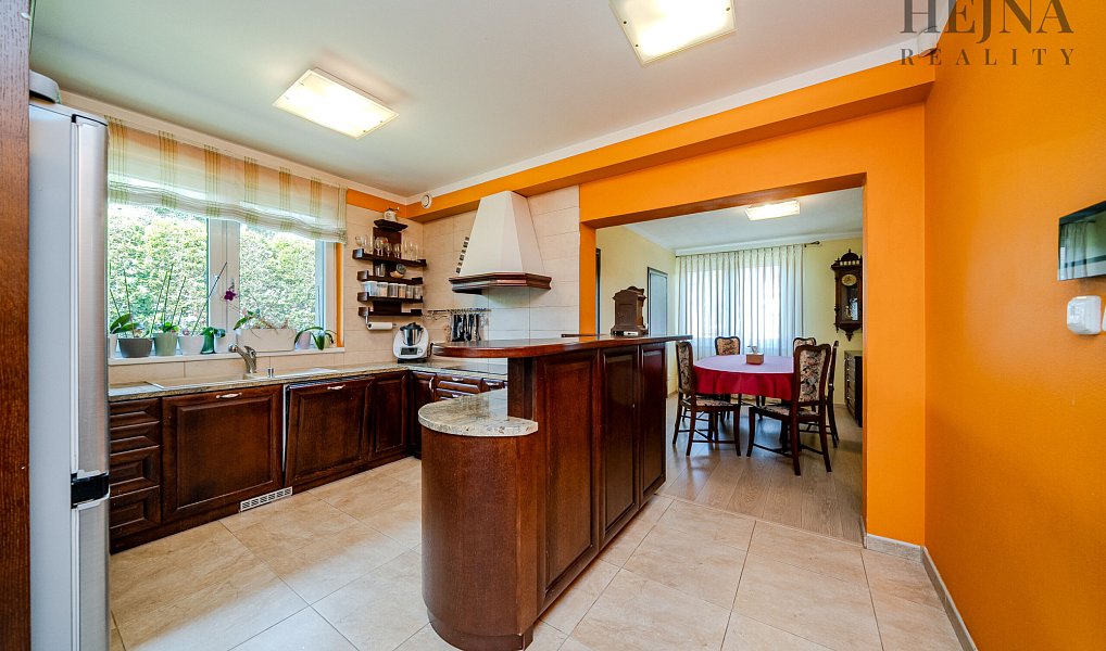 Prodej domu 311 m² s pozemkem 1 321 m², Havířov – náhled fotky 9