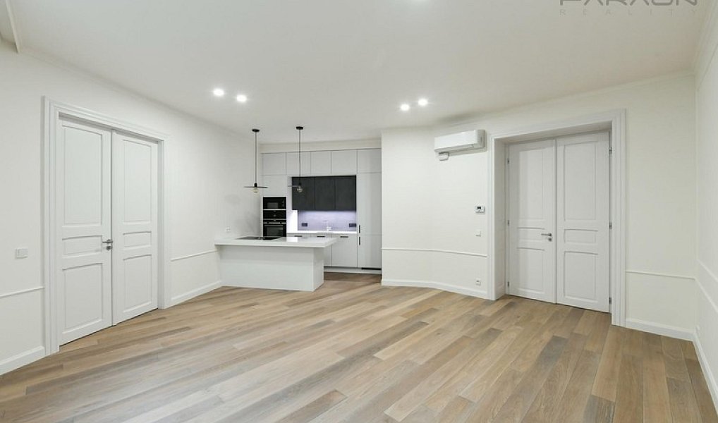 Pronájem bytu 4+kk 118 m², Praha – náhled fotky 3