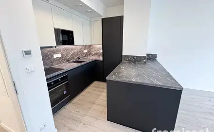 Pronájem bytu 3+kk 67 m², Brněnská, Šlapanice, okres Brno-venkov