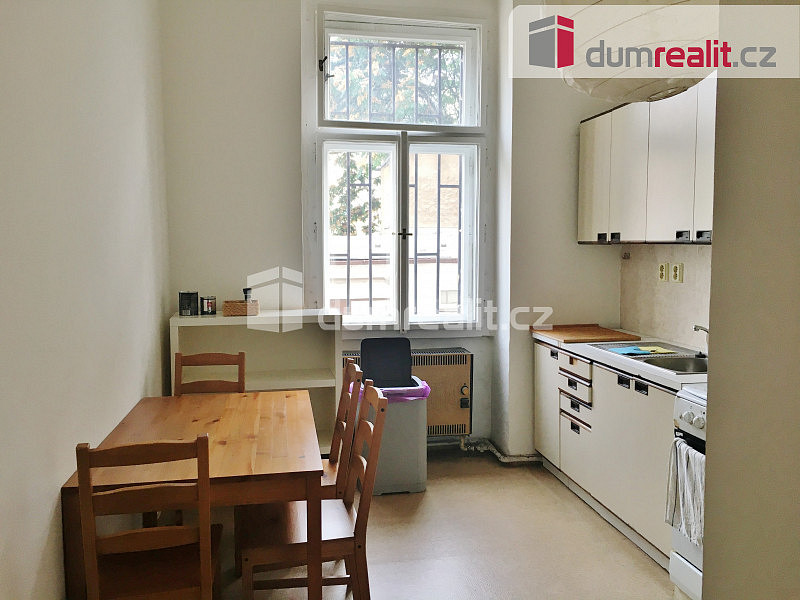 Pronájem bytu 1+1 41 m² — photo 2