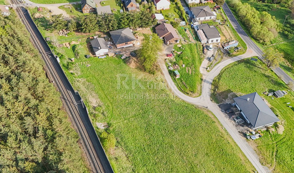 Prodej stavebního pozemku 1 375 m², Valy – náhled fotky 9