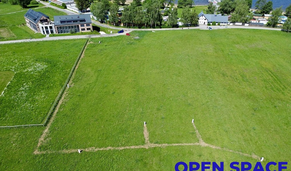Prodej stavebního pozemku 1 893 m², Černá v Pošumaví – náhled fotky 4