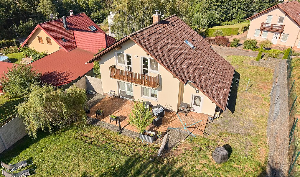 Prodej domu 141 m² s pozemkem 826 m², Mladé Buky – fotka 1 z 31
