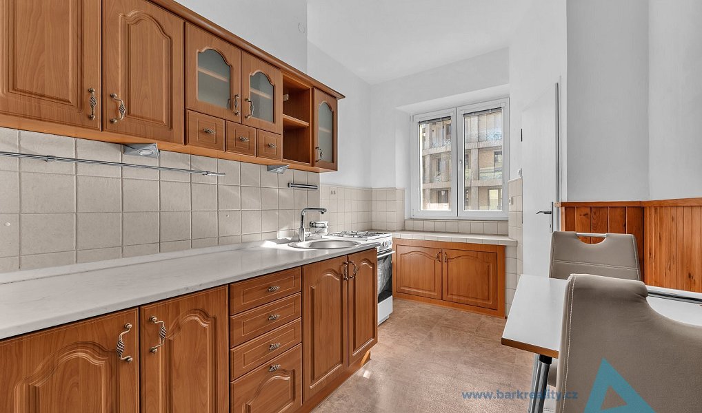 Prodej bytu 2+1 70 m², Praha – náhled fotky 4