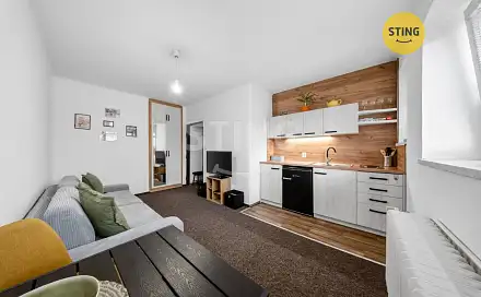 Pronájem bytu 2+kk 41 m², Na Kamencoch, Vsetín