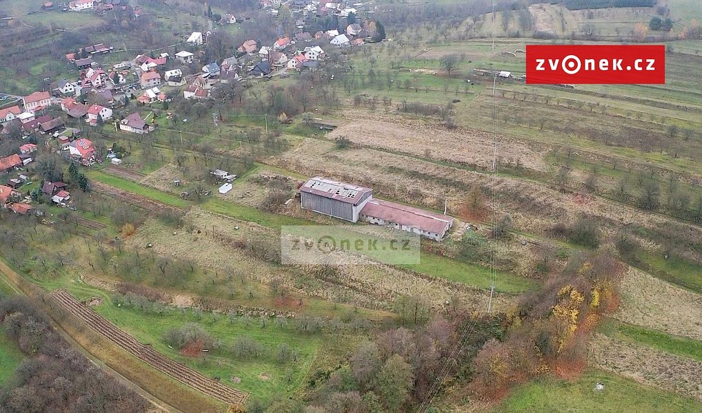 Prodej zemědělského objektu 800 m², Študlov – náhled fotky 4