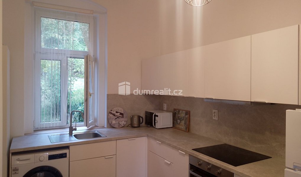 Pronájem bytu 1+1 39 m², Karlovy Vary – náhled fotky 2