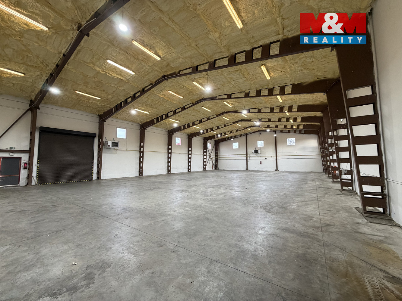 Pronájem komerčního objektu (jiného typu) 574 m² — photo 4