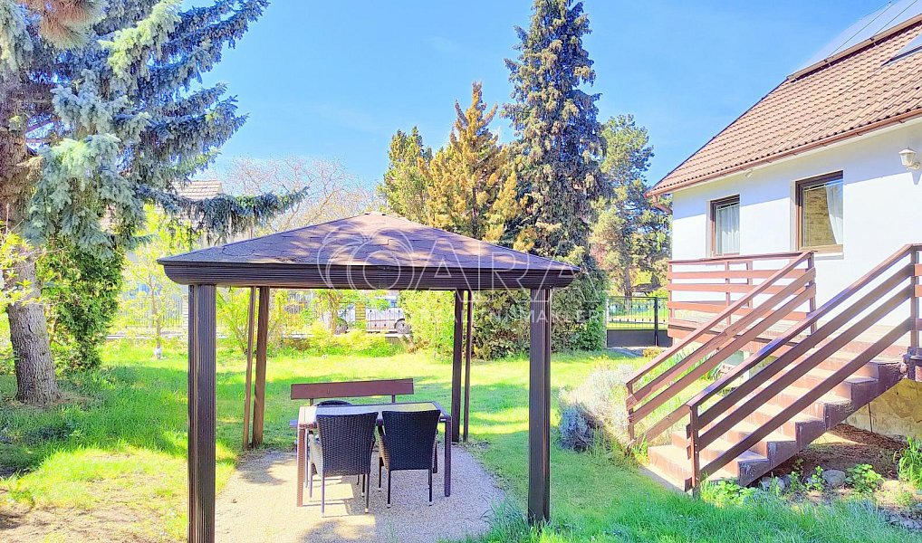 Prodej domu 258 m² s pozemkem 514 m², Praha – náhled fotky 2