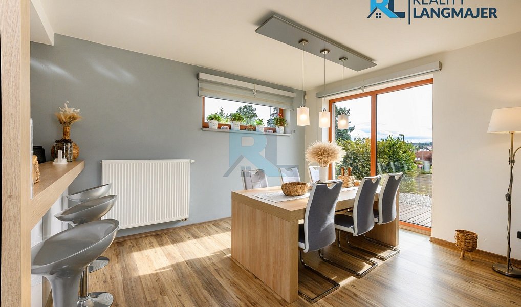 Prodej domu 183 m² s pozemkem 724 m², Plzeň – náhled fotky 8