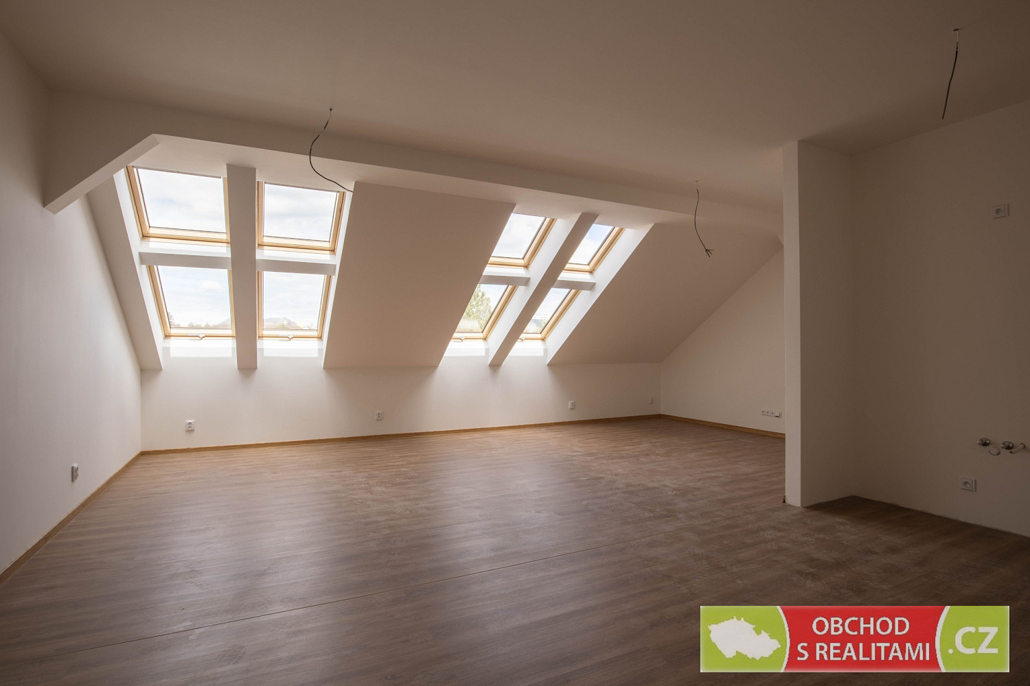 Pronájem bytu 1+kk 63 m² — photo 4
