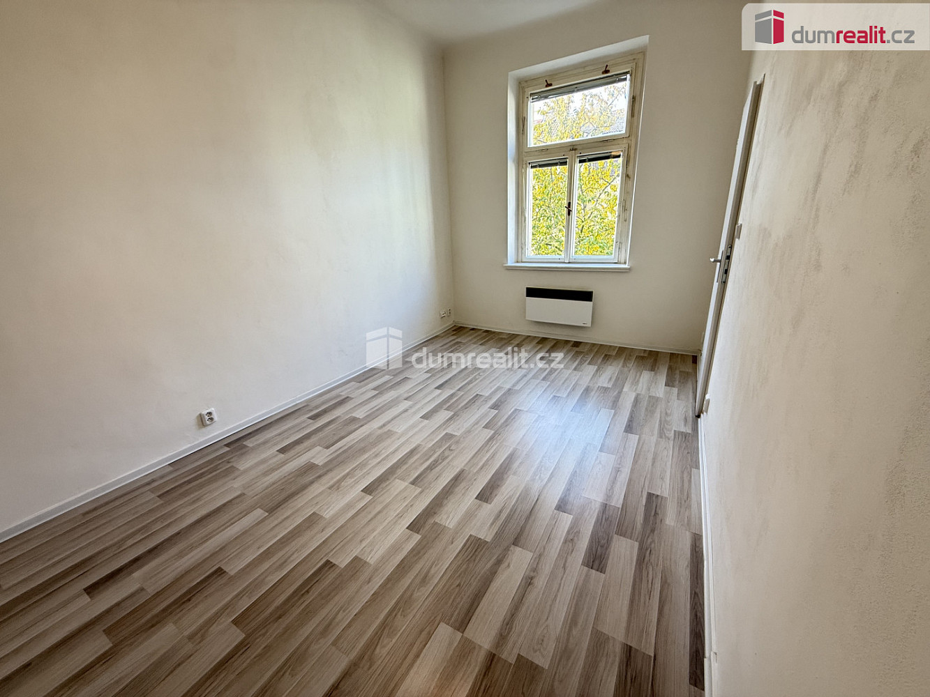 Pronájem bytu 1+kk 22 m² – fotografie 4
