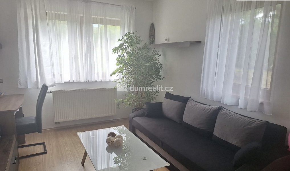 Prodej domu 180 m² s pozemkem 1 678 m², Tři Sekery – náhled fotky 15