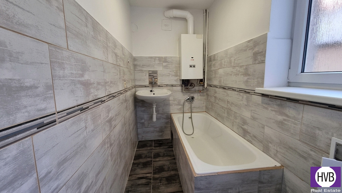 Prodej bytu 2+kk 44 m² – pohled 3