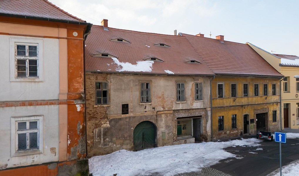 Prodej domu 500 m² s pozemkem 309 m², Duchcov – náhled fotky 3