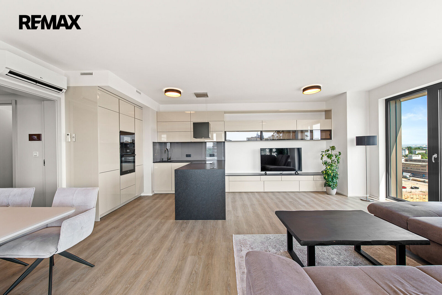 Prodej bytu 3+kk 113 m² – fotografie 4