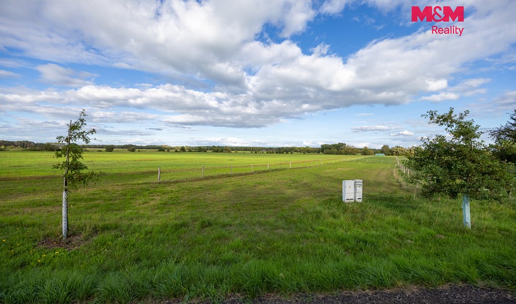 Prodej stavebního pozemku 1 700 m², Kladruby nad Labem – náhled fotky 3