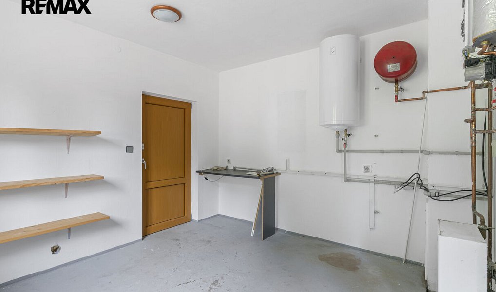 Prodej domu 170 m² s pozemkem 121 m², Hrejkovice – náhled fotky 18