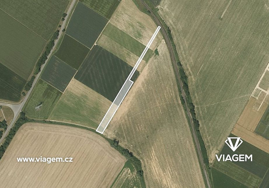 Prodej pole 998 m²