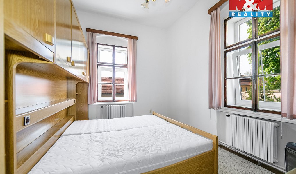 Prodej ubytovacího objektu 371 m², Pšov – náhled fotky 23
