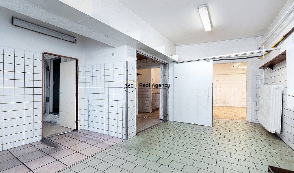 Prodej obchodních prostor 390 m², Kamenice nad Lipou – náhled fotky 11