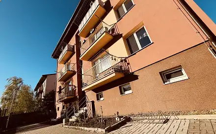 Prodej bytu 3+1 74 m², 5. května, Dobroměřice, okres Louny
