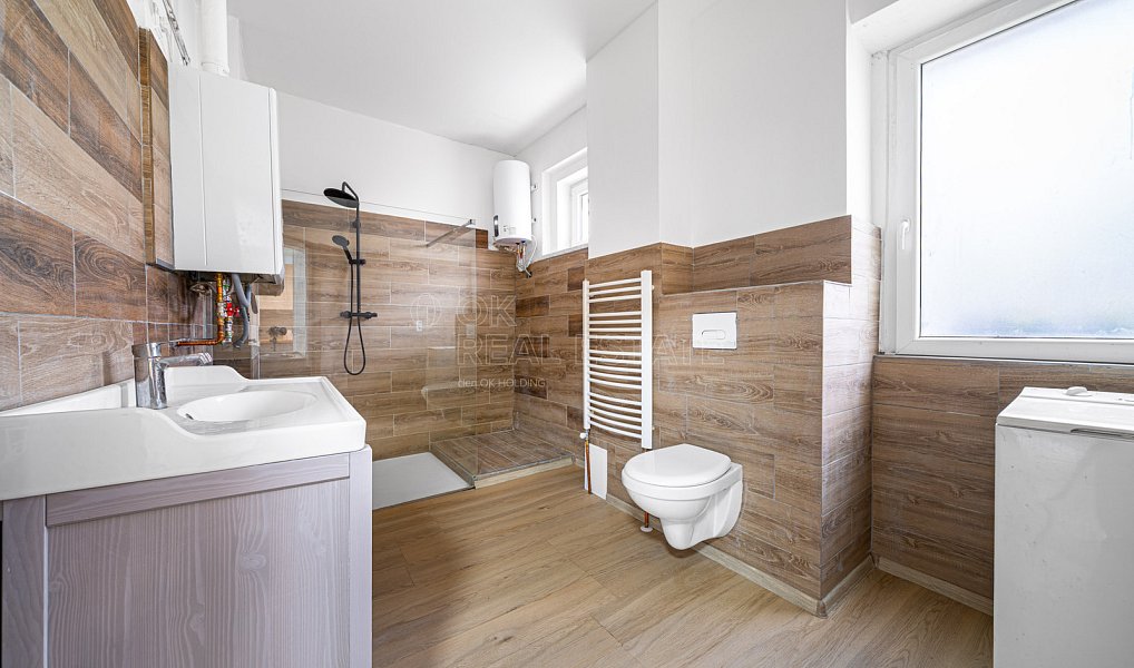 Prodej bytu 4+1 85 m², Karlovy Vary – náhled fotky 2