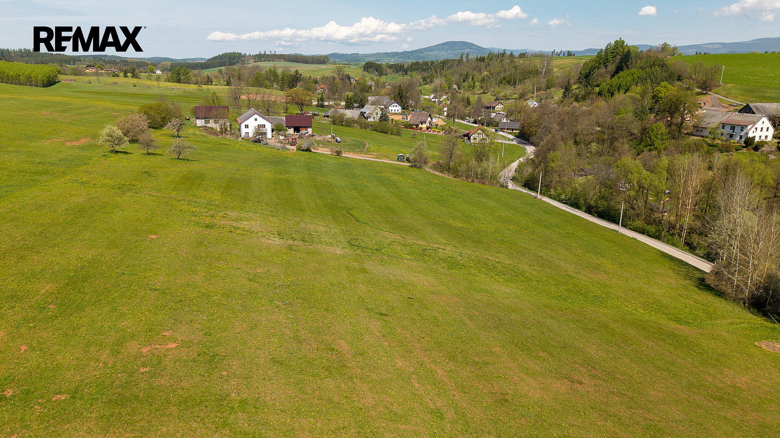 Prodej stavebního pozemku 10 364 m², Horní Kalná