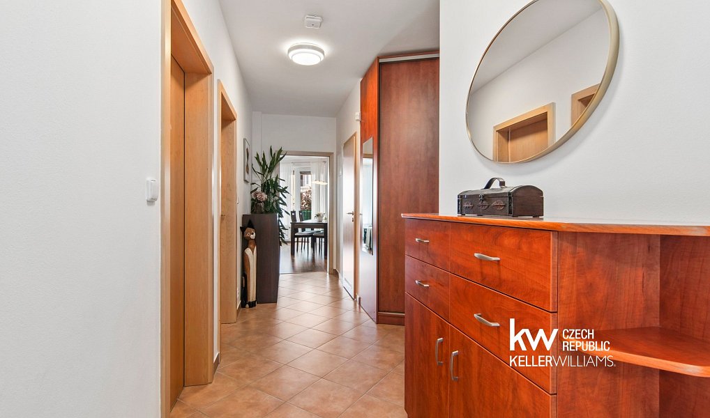 Prodej bytu 4+kk 95 m², Praha – náhled fotky 19