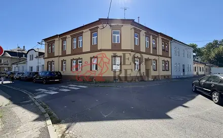 Prodej bytu 1+1 37 m², náměstí Svaté Trojice, Opava - Předměstí