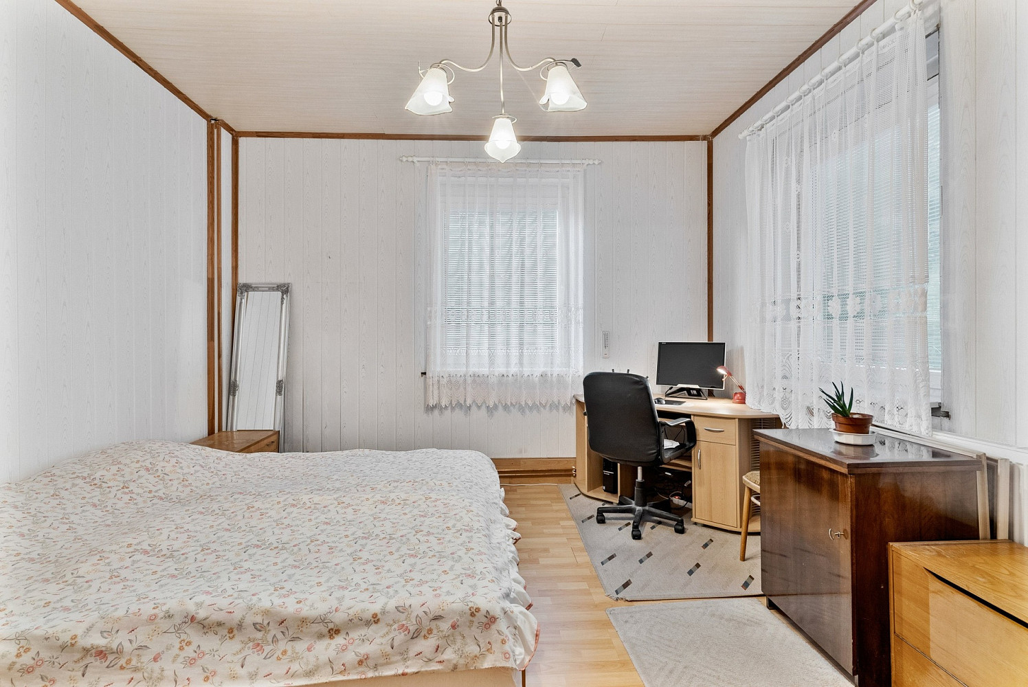 Prodej domu 151 m² s pozemkem 683 m² – pohled 4