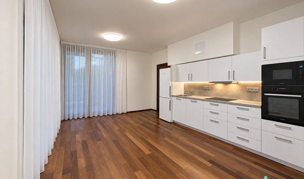 Pronájem bytu 2+kk 72 m², Praha – fotka 1 z 11