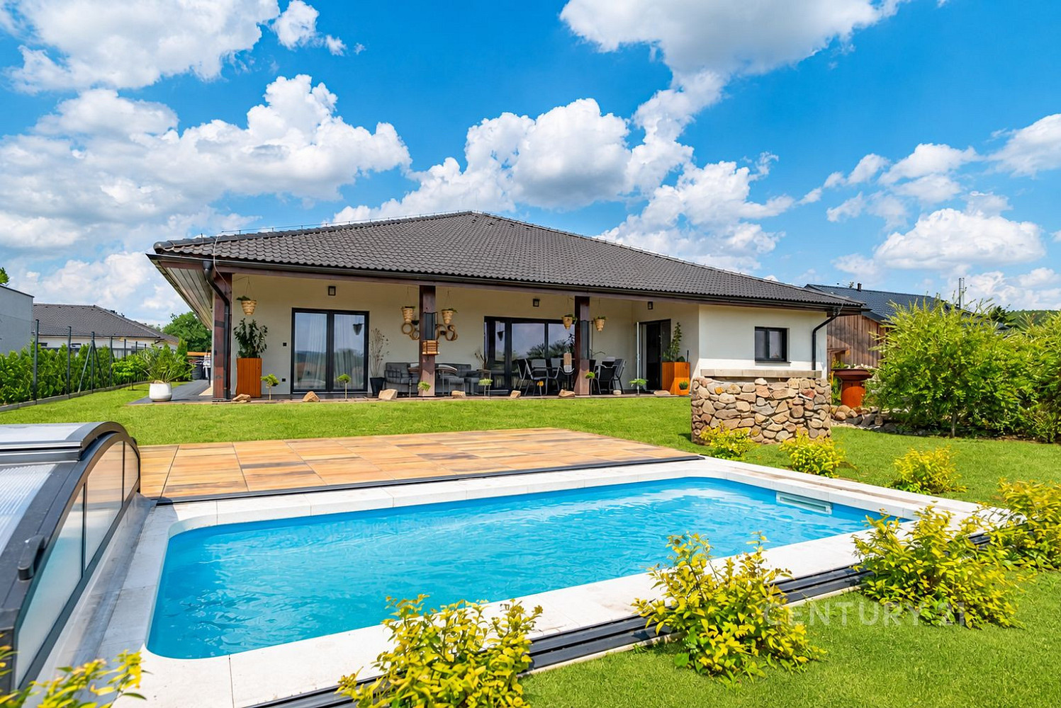 Prodej domu 260 m² s pozemkem 906 m²
