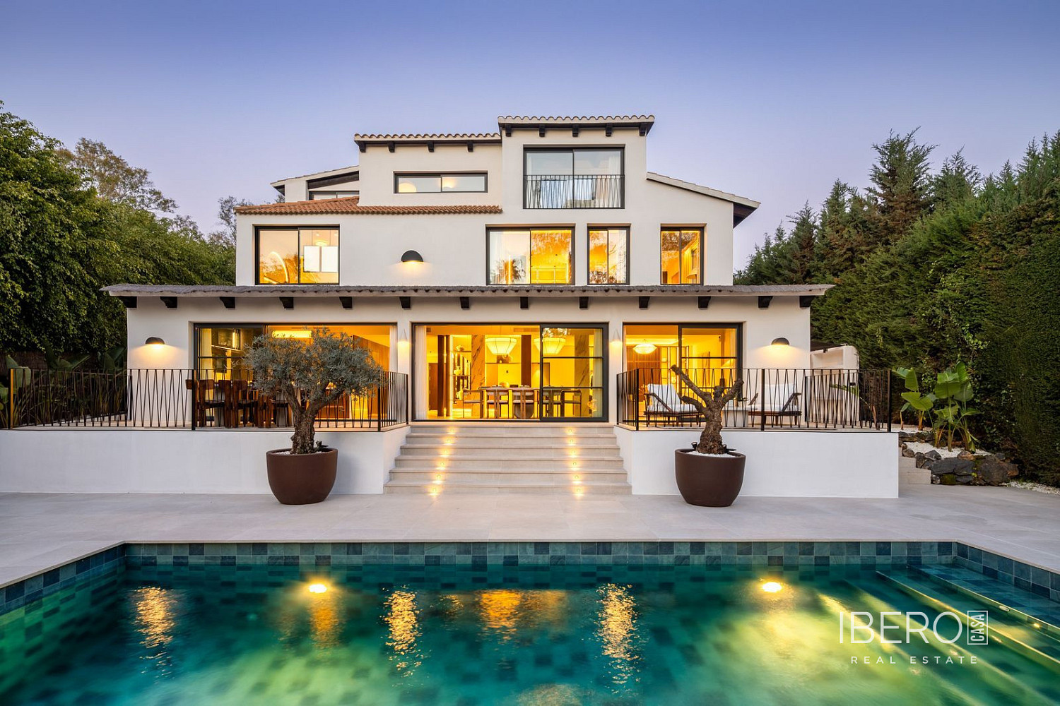 Prodej domu 227 m² s pozemkem 1 006 m², Nueva Andalucía