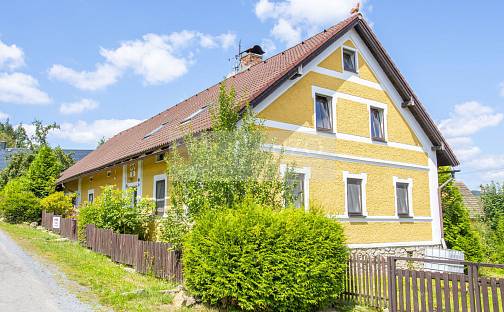 Prodej domu 200 m² s pozemkem 886 m², Pec, okres Domažlice