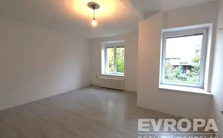 Prodej bytu 3+kk 70 m², Železničního pluku, Pardubice - Zelené Předměstí